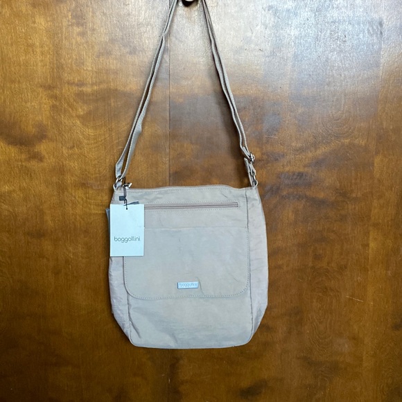 Baggallini Handbags - NWT BAGGALLINI